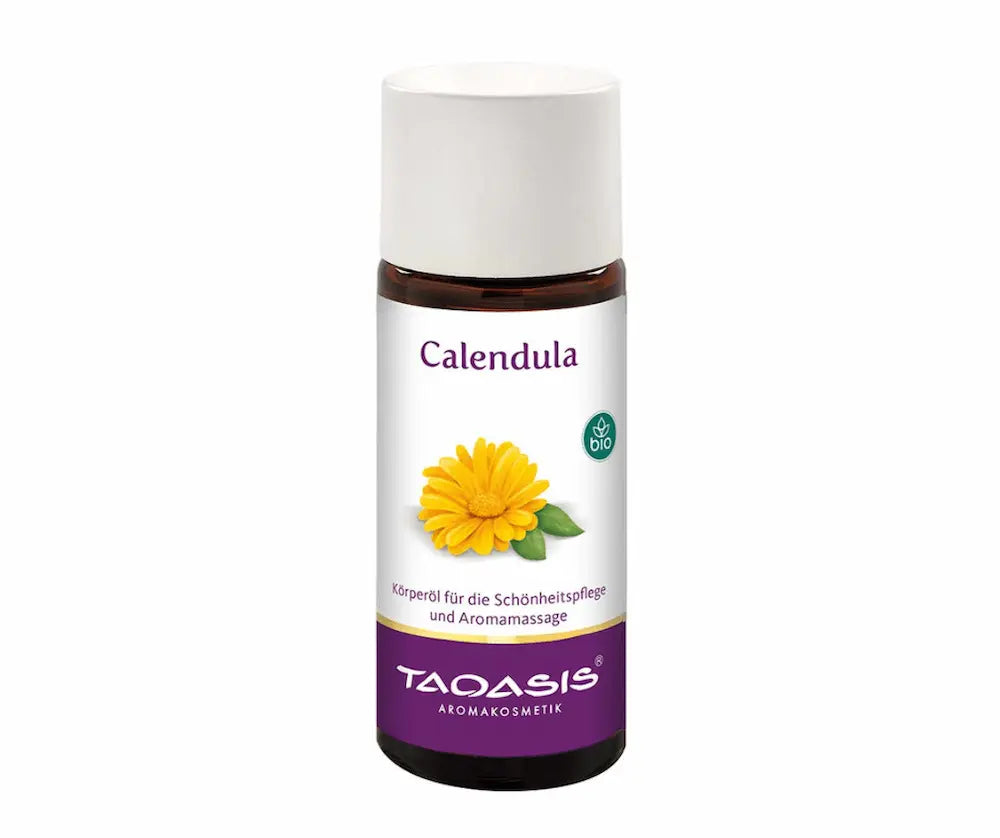 Taoasis Calendula Körperöl in brauner Glasflasche mit weißer Kappe, Bio-Siegel und Ringelblume, für Schönheitspflege und Aromamassage