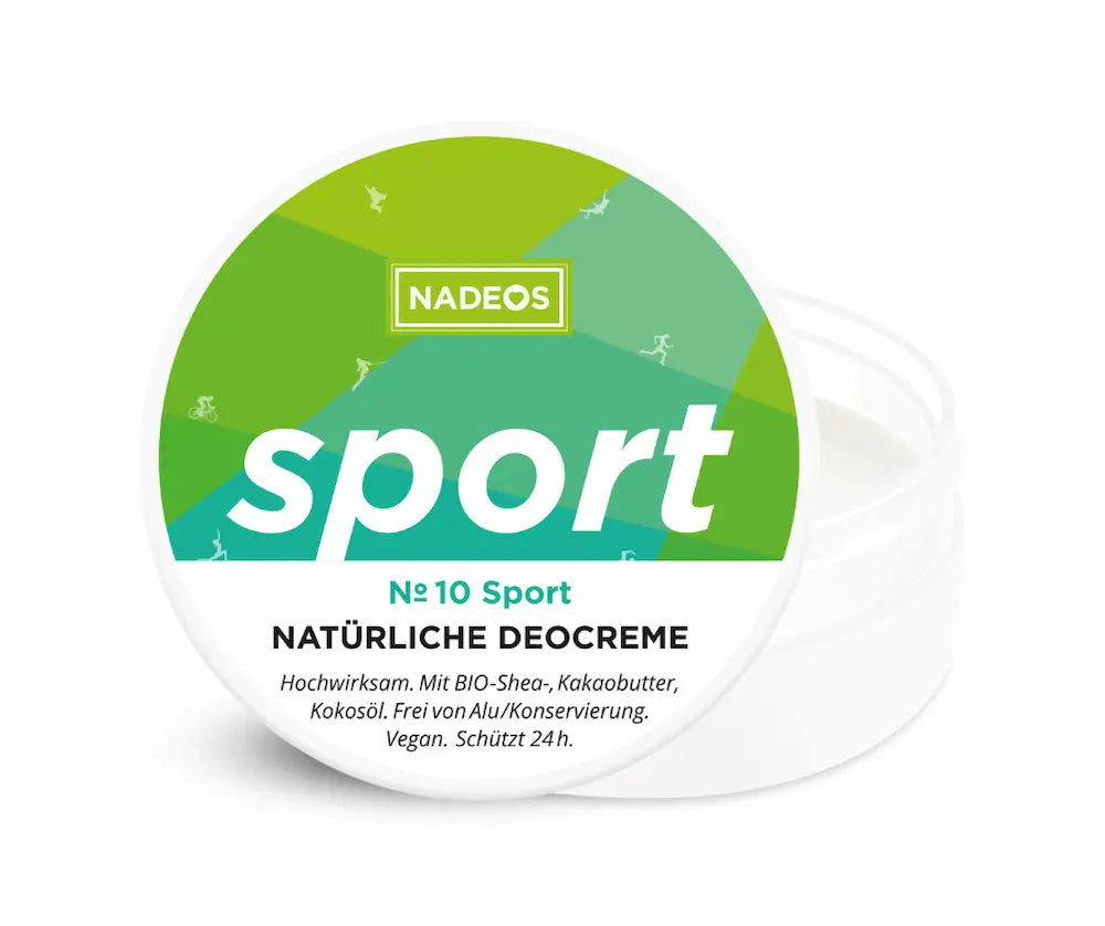 Runde weiße Dose NADEOS Nº 10 Sport natürliche Deocreme mit grünem Etikett, geöffnet mit sichtbarer weißer Creme