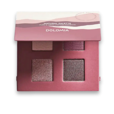 Dolomia Natural Palette mit vier Lidschatten in Beere-, Braun- und Pflaumentönen, geöffnete Palette in Vorderansicht