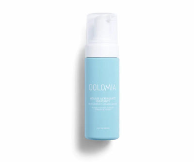 Dolomia Mousse Detergente Idratante Reinigungsmousse in hellblauer Pumpflasche mit weißem Schaumspender, Vorderansicht