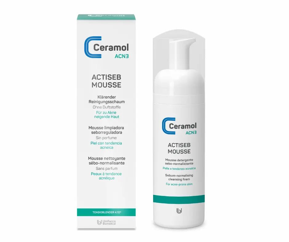 Ceramol ACN3 Actiseb Mousse klärender Reinigungsschaum, weiße Pumpflasche neben passender Faltschachtel mit türkisen Akzenten