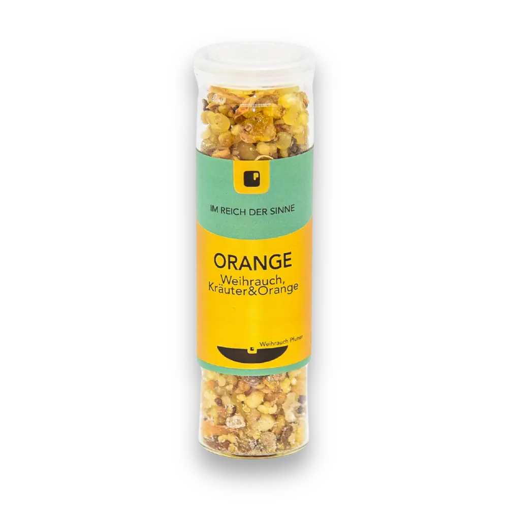 Glaszylinder mit weißem Deckel, gefüllt mit Weihrauchkörnern und Kräutern, gelb-grünes Etikett mit Aufschrift „Orange – Weihrauch, Kräuter & Orange", Vorderansicht